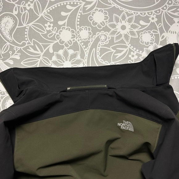 The North Face green and black Gore-Tex jacket Medium - Picture 10 of 11